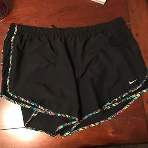 3x Nike Dri Fit Tempo shorts